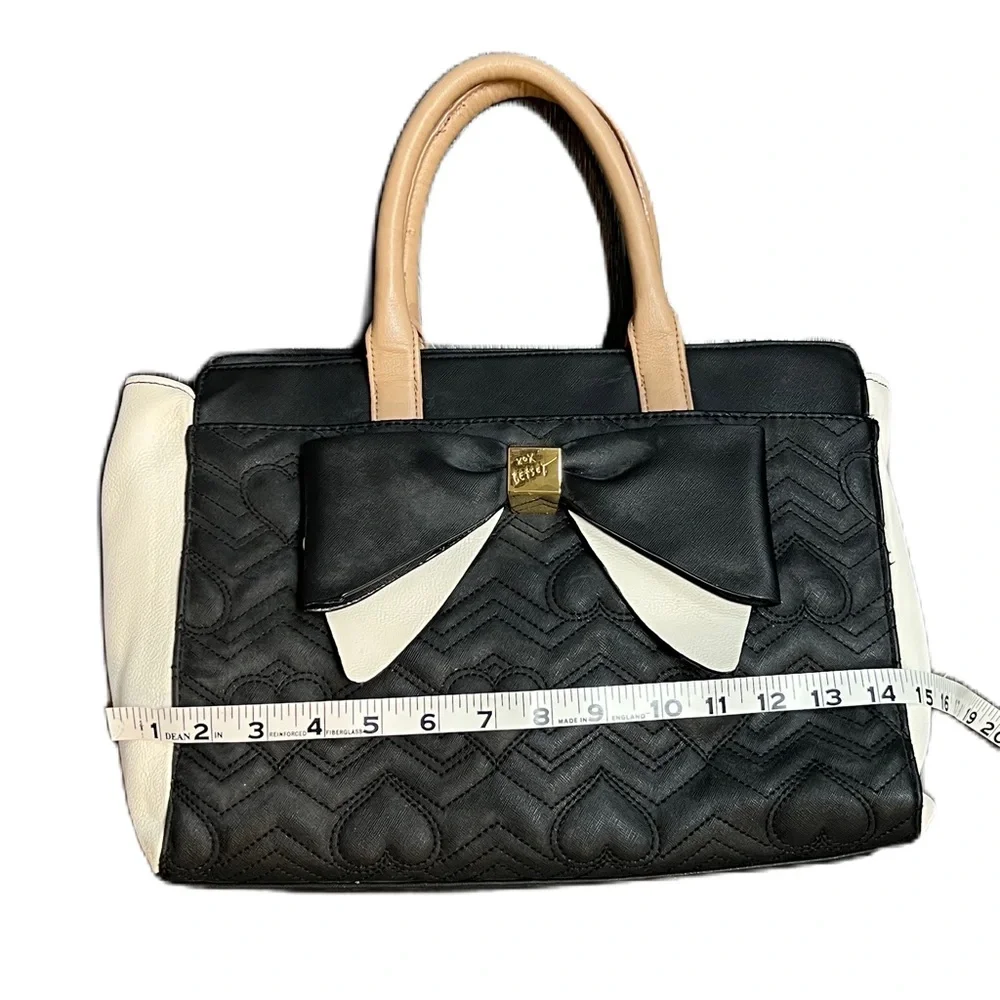 Betsey Johnson betsey johnson